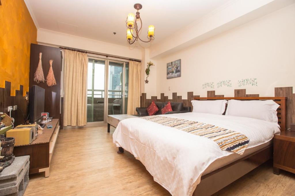 CT Theme Suite room 3